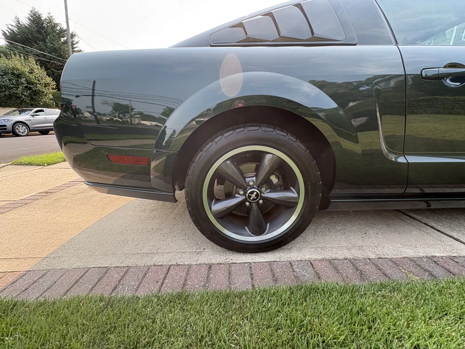 2009 Ford S197 Mustang Bullitt - Image 19 of 31