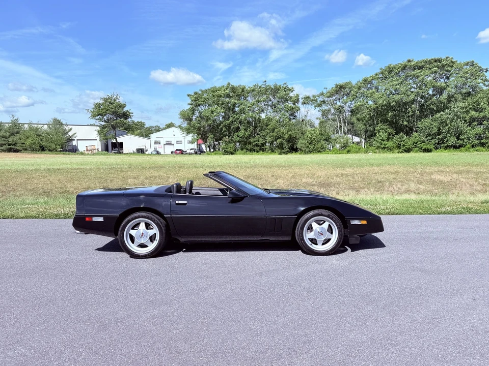 1988 Chevrolet Corvette Callaway - Image 30 of 31