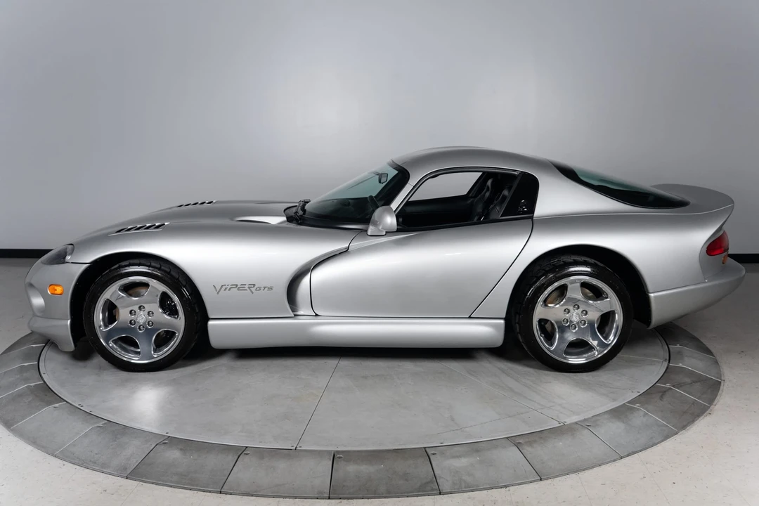 1999 Dodge Viper GTS 2nd Gen - Image 21 of 31
