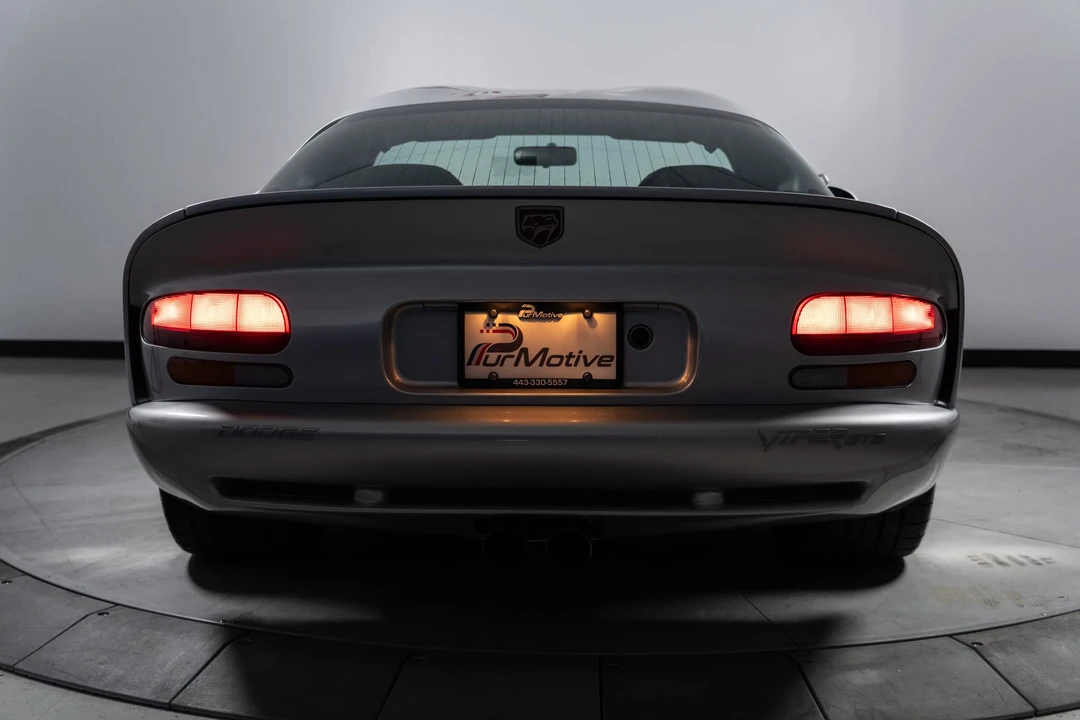 1999 Dodge Viper GTS 2nd Gen - Image 16 of 31