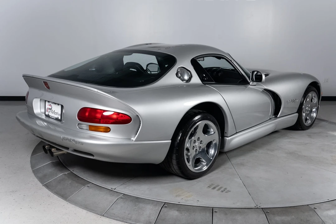 1999 Dodge Viper GTS 2nd Gen - Image 12 of 31