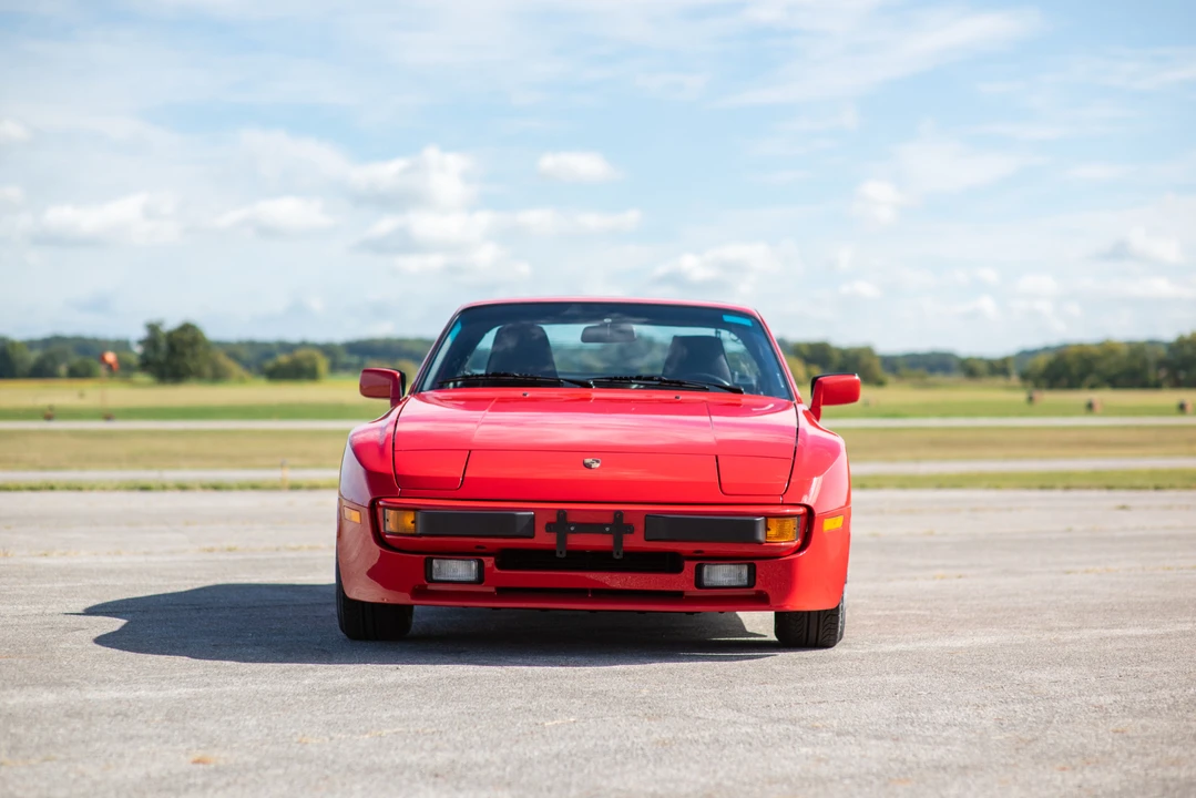 1986 Porsche 944 - Image 4 of 31