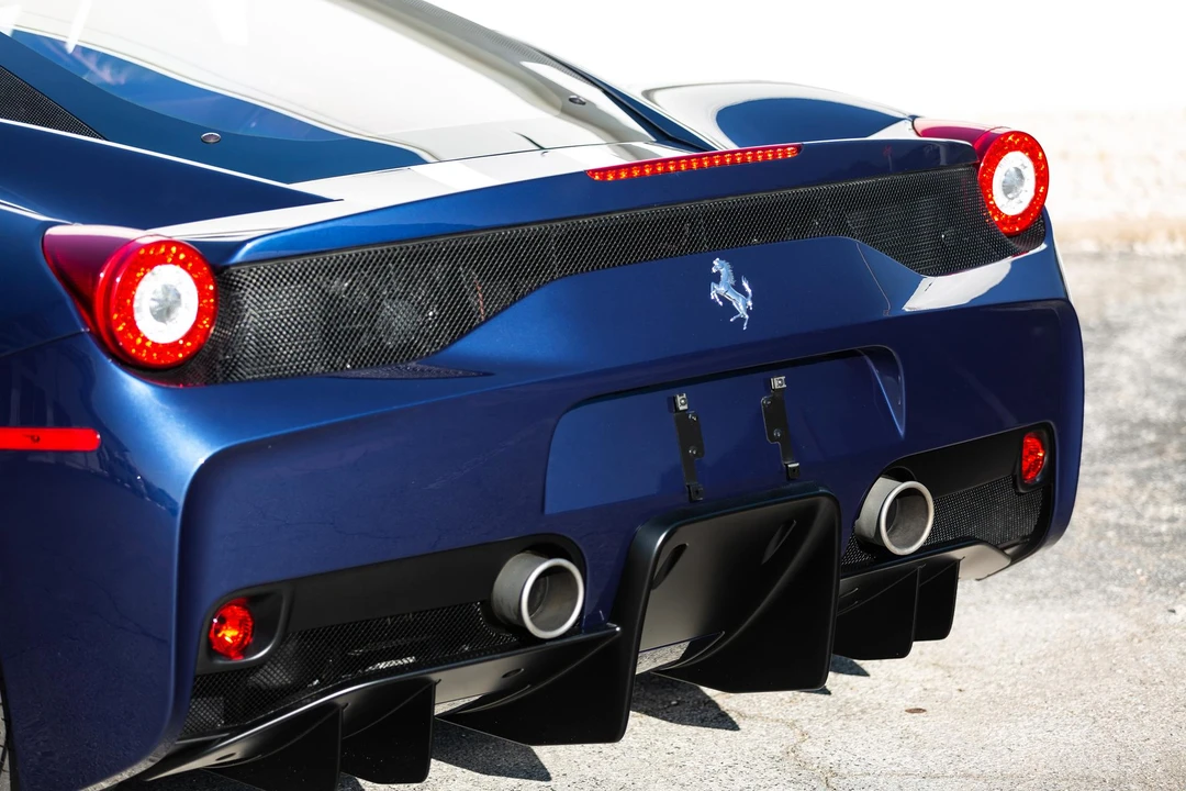 2014 Ferrari 458 Speciale - Image 21 of 31