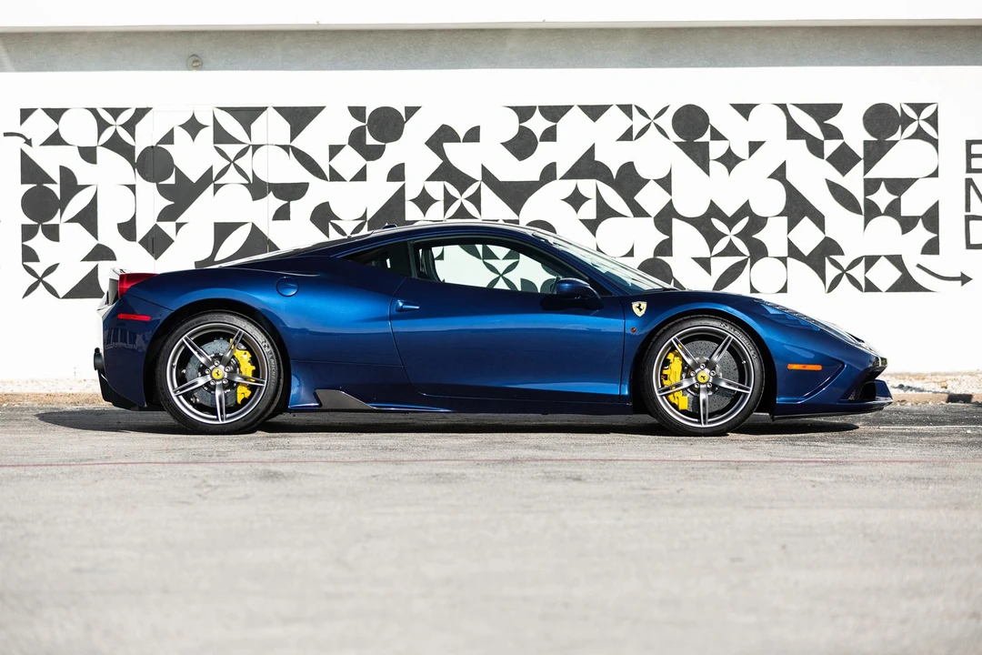 2014 Ferrari 458 Speciale - Image 9 of 31
