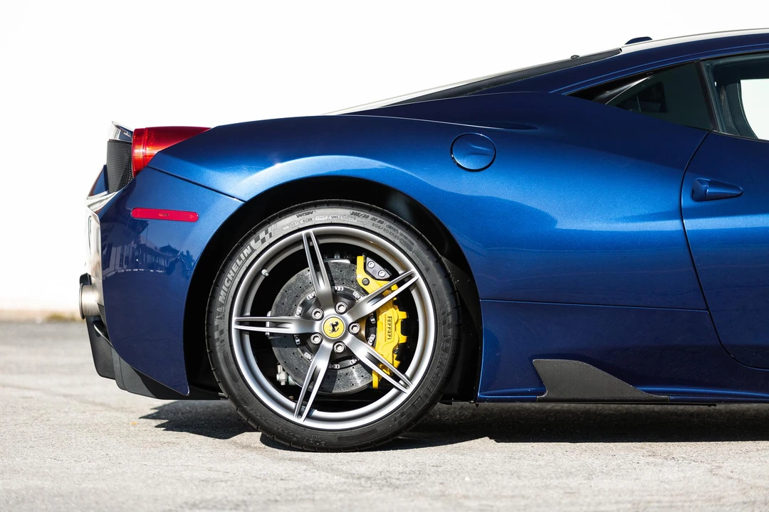 2014 Ferrari 458 Speciale - Image 20 of 31