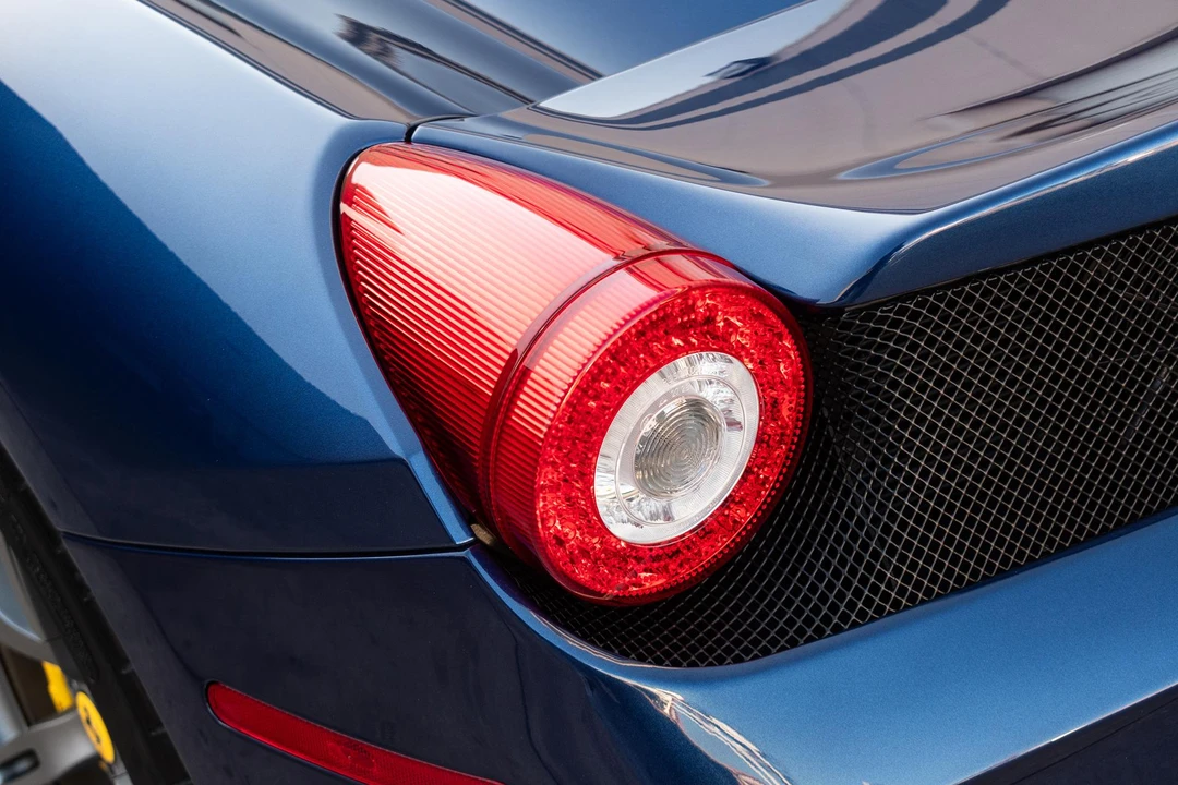 2014 Ferrari 458 Speciale - Image 25 of 31