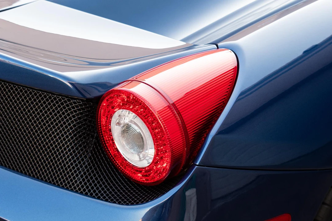2014 Ferrari 458 Speciale - Image 26 of 31