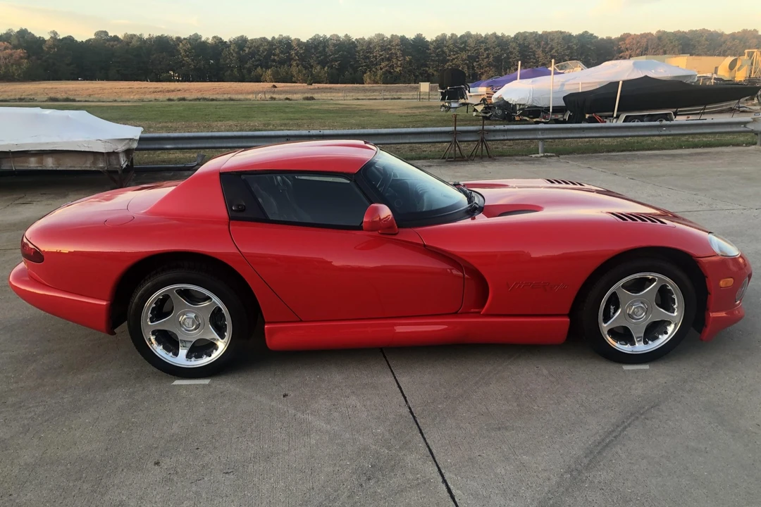 1998 Dodge Viper 2nd Gen - Image 11 of 31