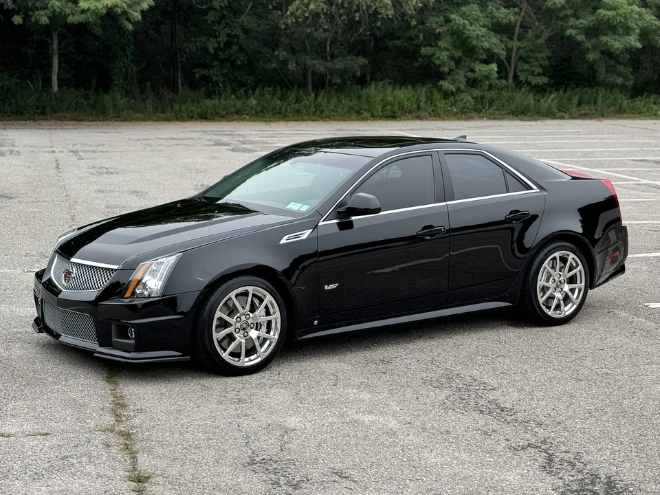 2009 Cadillac CTS-V 2nd Gen - Image 10 of 31