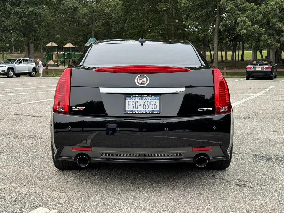 2009 Cadillac CTS-V 2nd Gen - Image 5 of 31