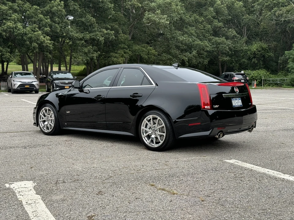 2009 Cadillac CTS-V 2nd Gen - Image 8 of 31