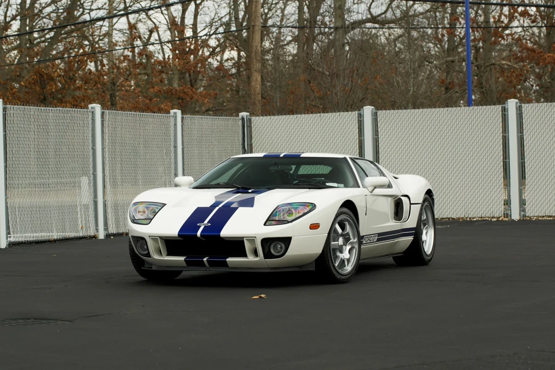 2005 Ford GT 1st Gen - Image 2 of 6