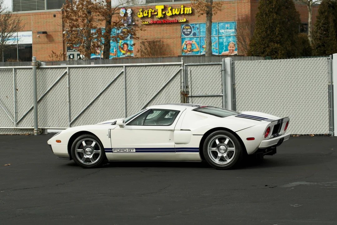 2005 Ford GT 1st Gen - Image 6 of 6