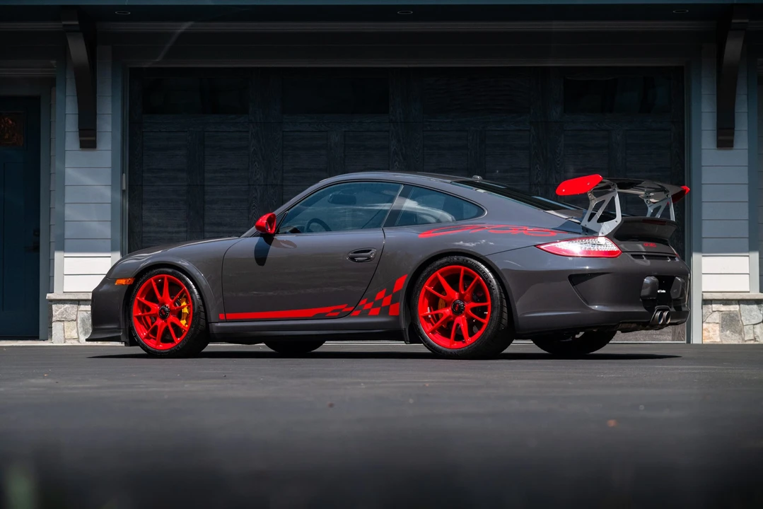 2011 Porsche 997 GT3 RS - Image 26 of 31