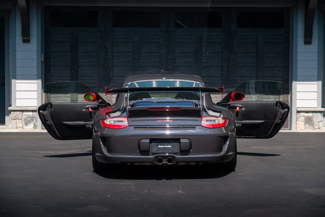 2011 Porsche 997 GT3 RS - Image 24 of 31