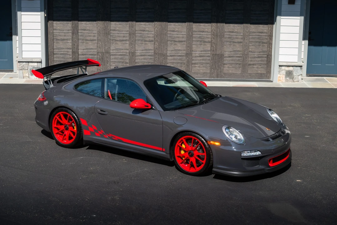 2011 Porsche 997 GT3 RS - Image 11 of 31
