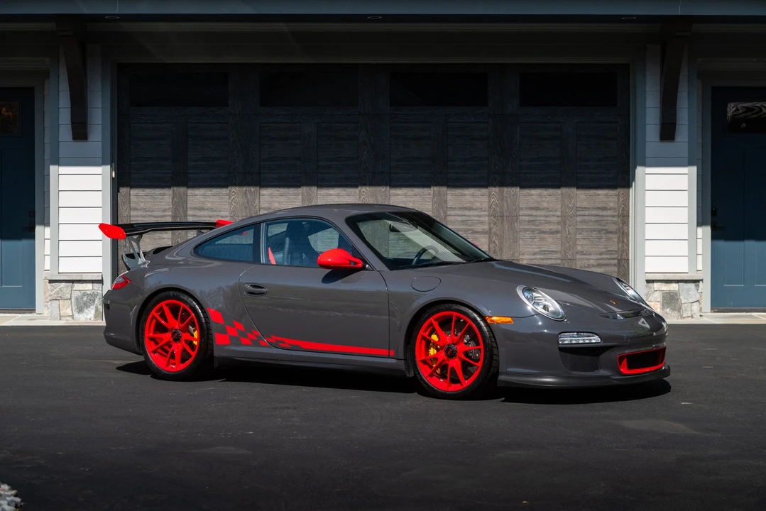 2011 Porsche 997 GT3 RS - Image 10 of 31