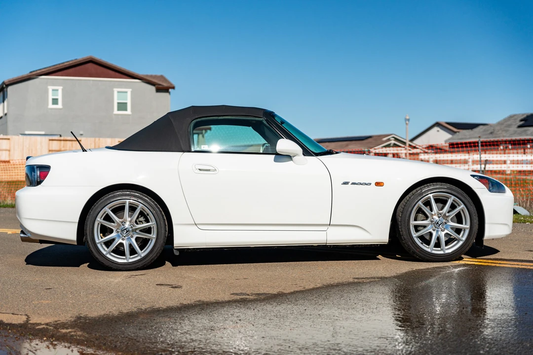 2005 Honda AP2 S2000 - Image 13 of 31