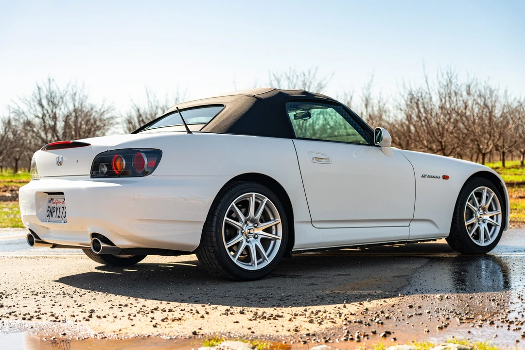 2005 Honda AP2 S2000 - Image 14 of 31