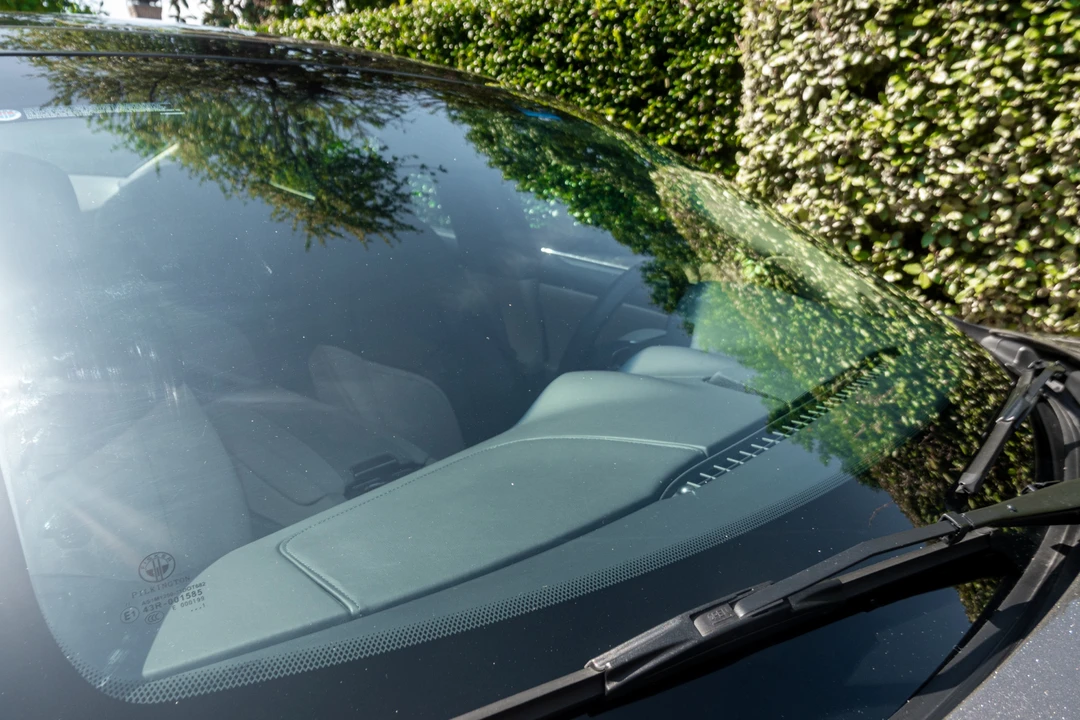 2012 Fisker Karma - Image 19 of 31