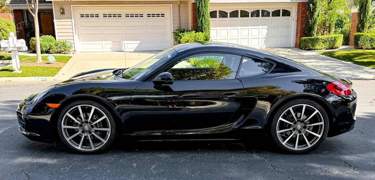 2016 Porsche 981 Cayman - Image 5 of 6