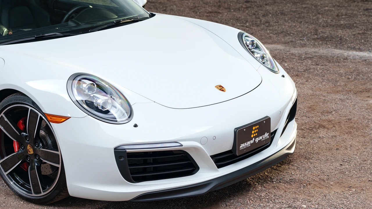 2017 Porsche 991 Carrera 4S - Image 29 of 31