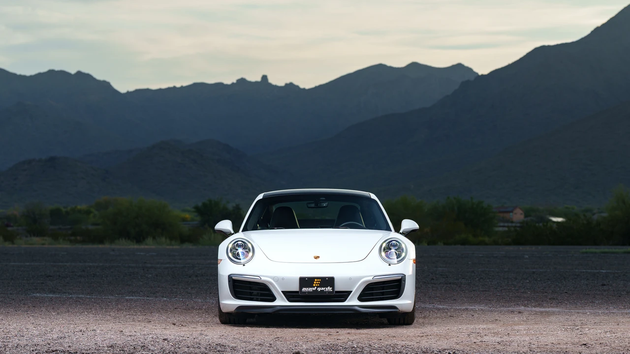 2017 Porsche 991 Carrera 4S - Image 26 of 31