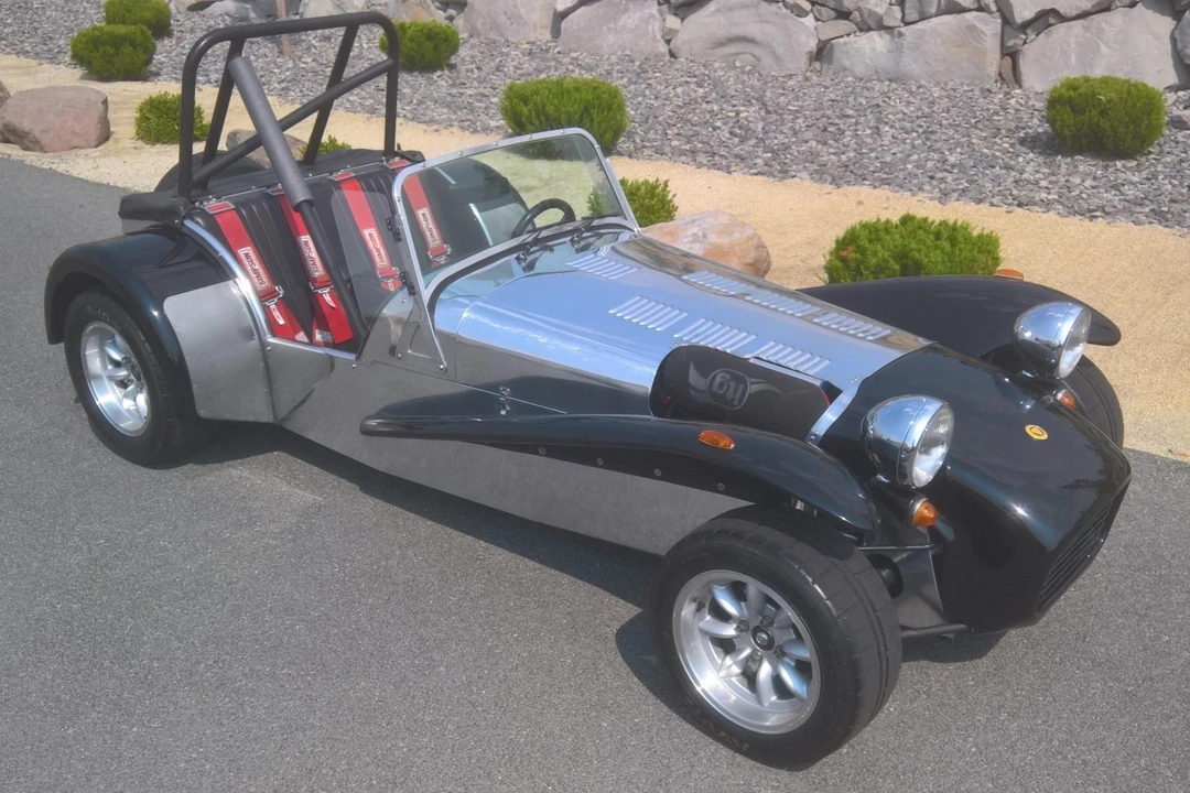 Caterham Seven - Image 1 of 31