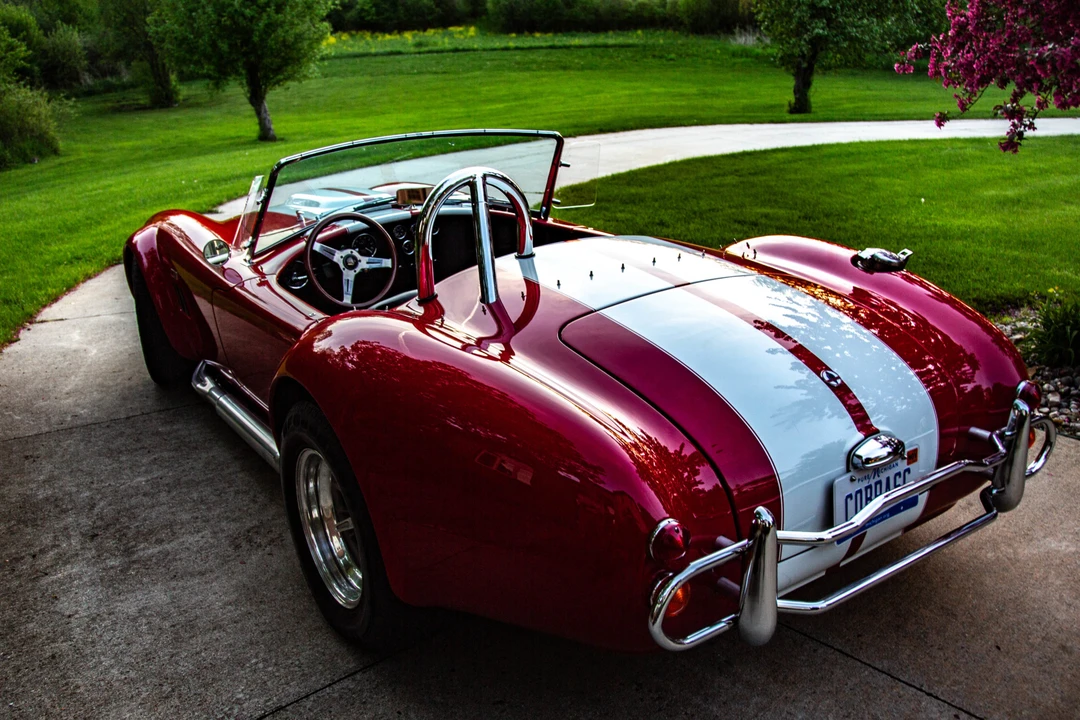 Shelby Cobra Replica - Image 8 of 31