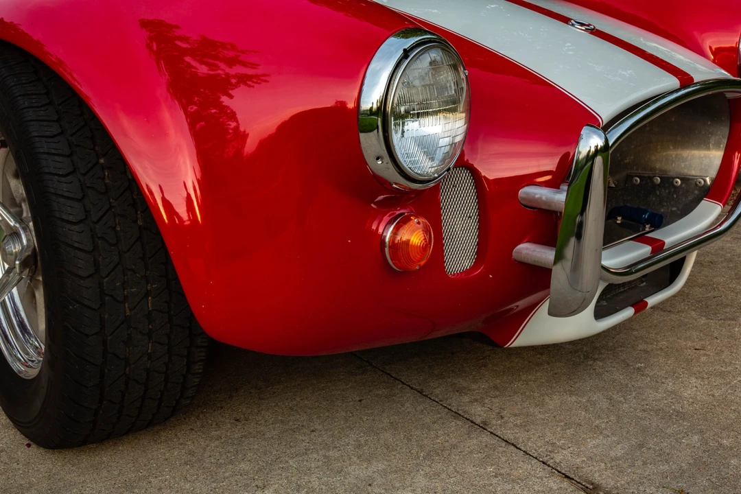 Shelby Cobra Replica - Image 17 of 31