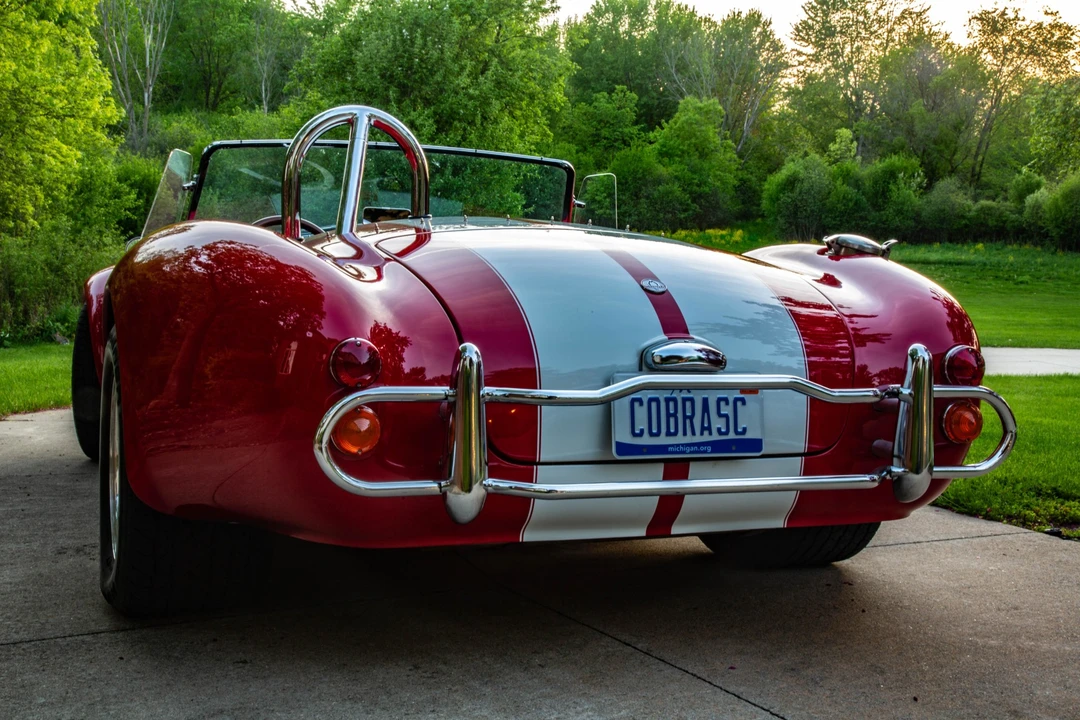 Shelby Cobra Replica - Image 9 of 31
