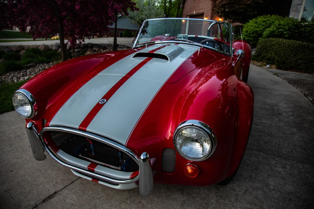 Shelby Cobra Replica - Image 2 of 31