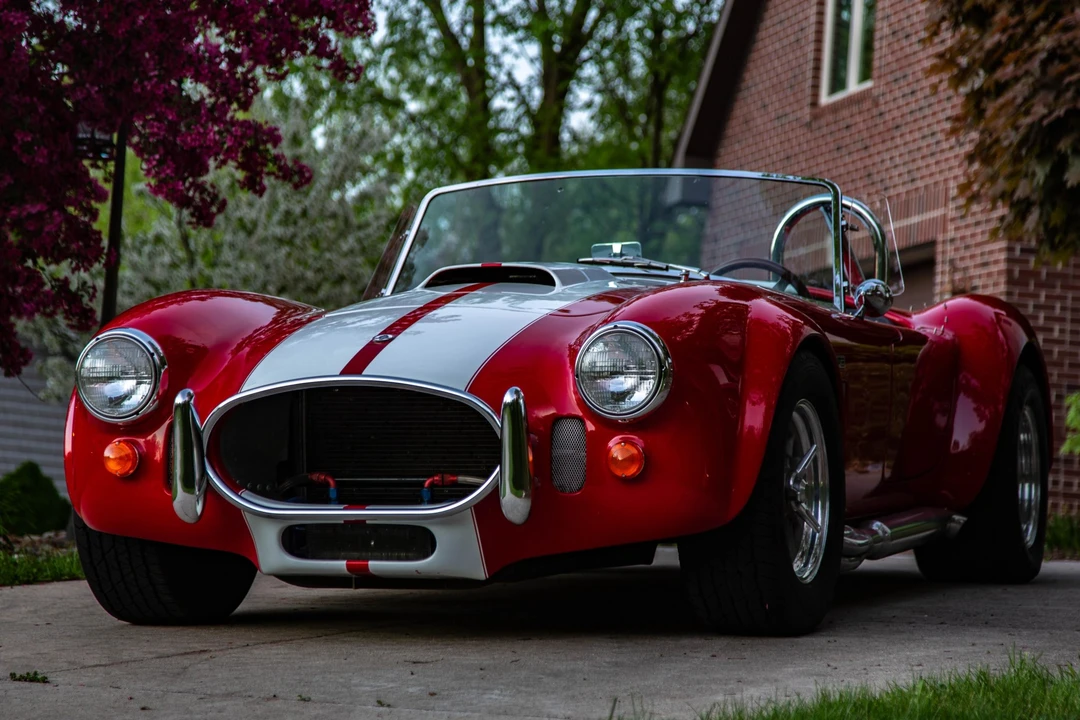 Shelby Cobra Replica - Image 3 of 31