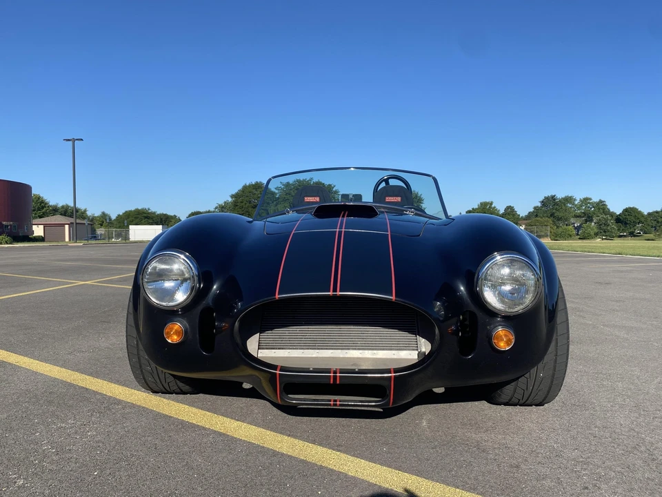 Shelby Cobra Replica - Image 5 of 31