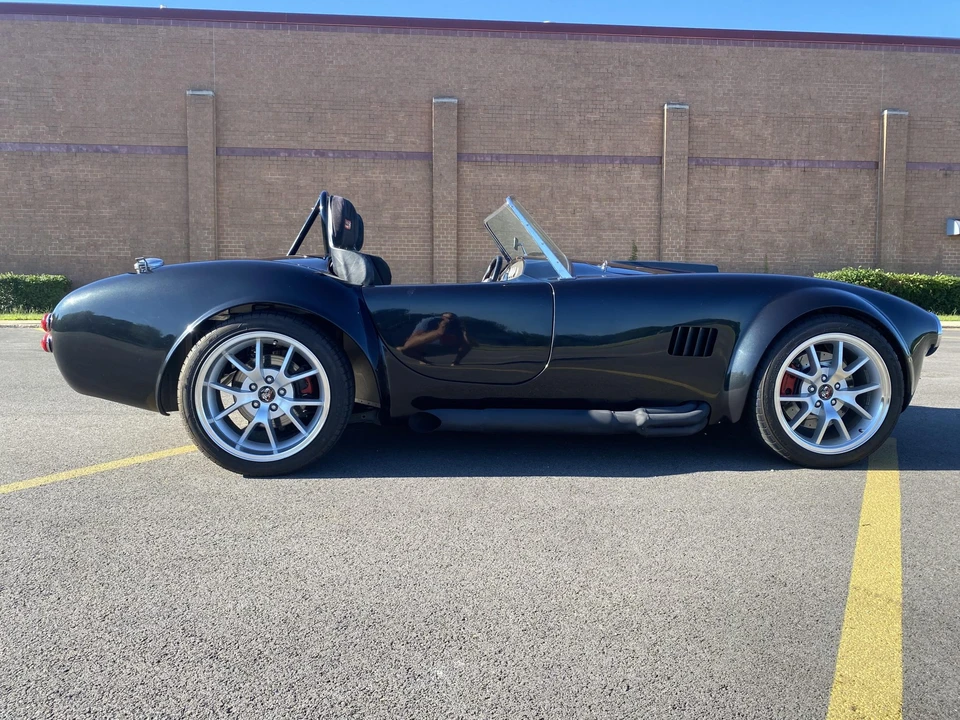 Shelby Cobra Replica - Image 8 of 31