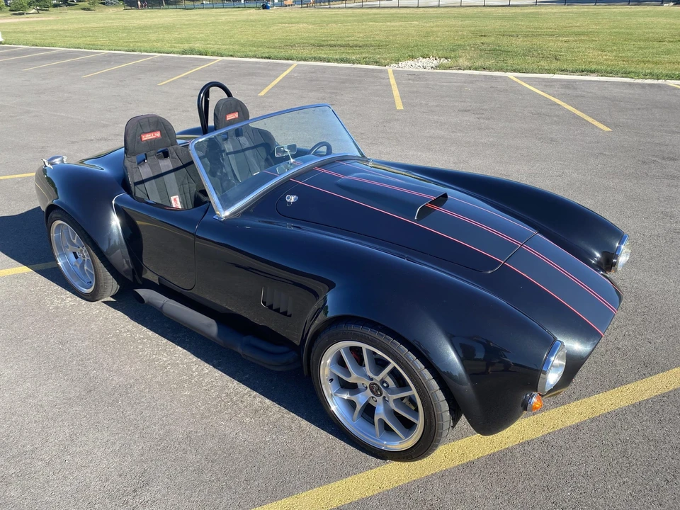 Shelby Cobra Replica - Image 7 of 31