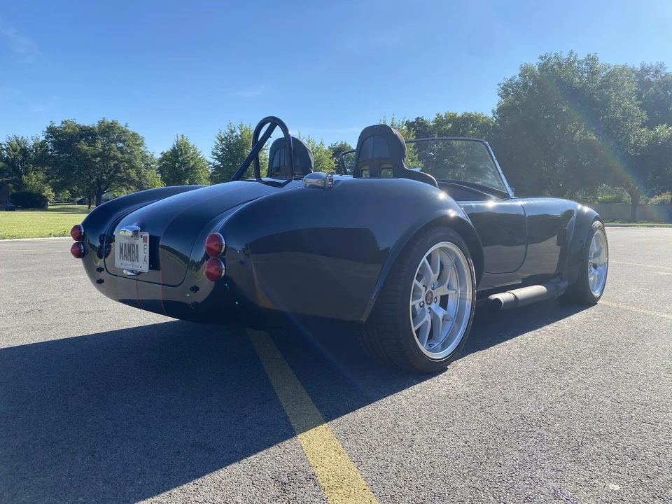 Shelby Cobra Replica - Image 13 of 31