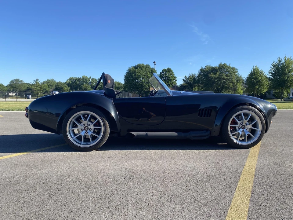 Shelby Cobra Replica - Image 10 of 31