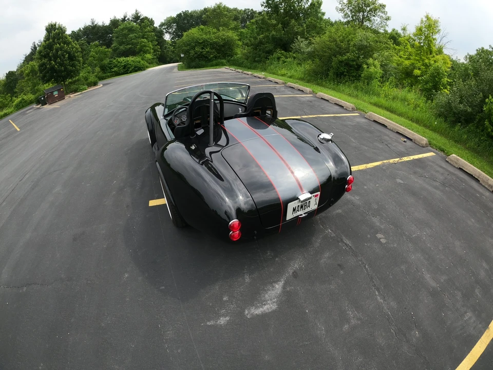 Shelby Cobra Replica - Image 30 of 31