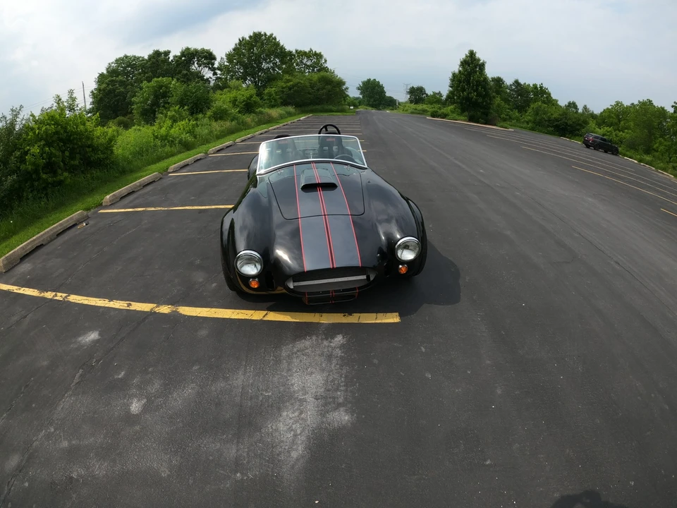 Shelby Cobra Replica - Image 25 of 31