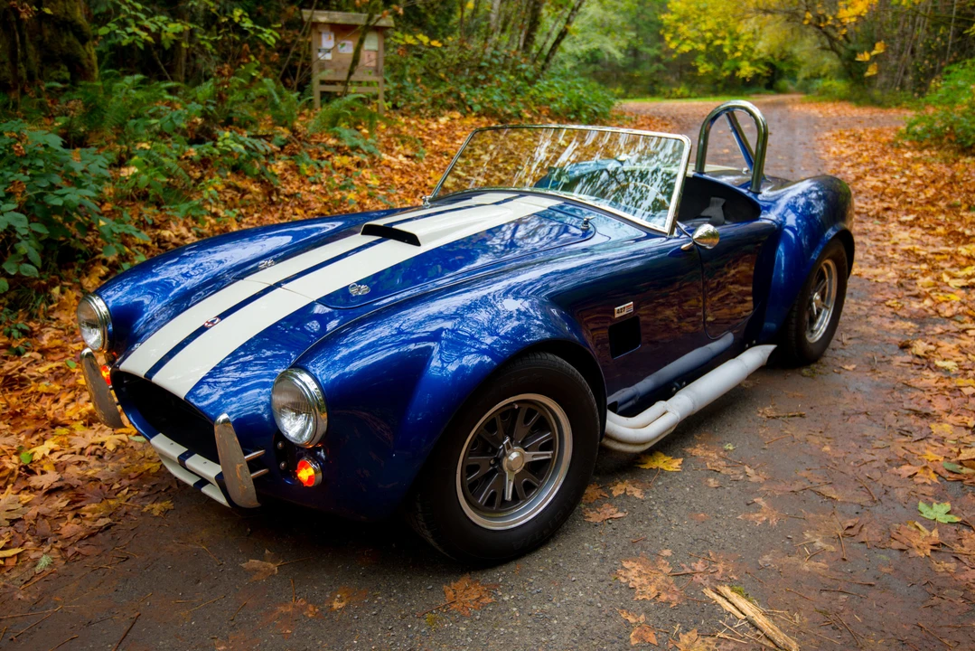 Shelby Cobra Replica - Image 7 of 31