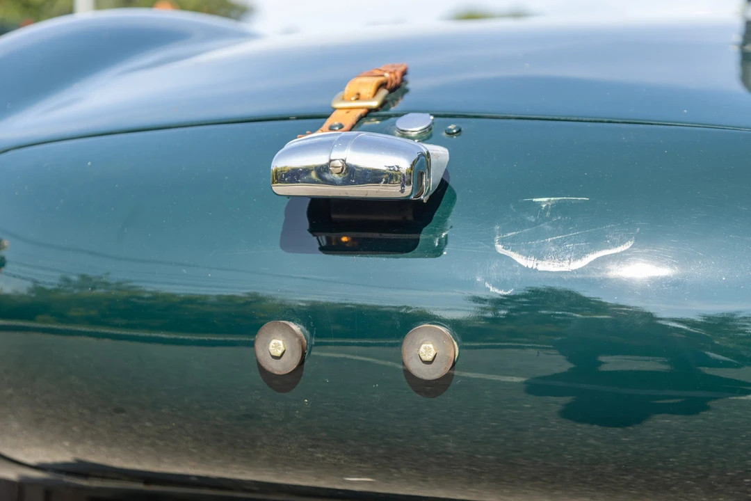 Jaguar Replica - Image 26 of 31