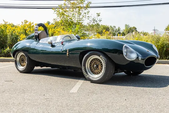 Jaguar Replica - Image 4 of 31