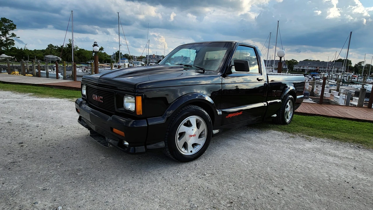 1991 GMC Syclone - Image 5 of 31
