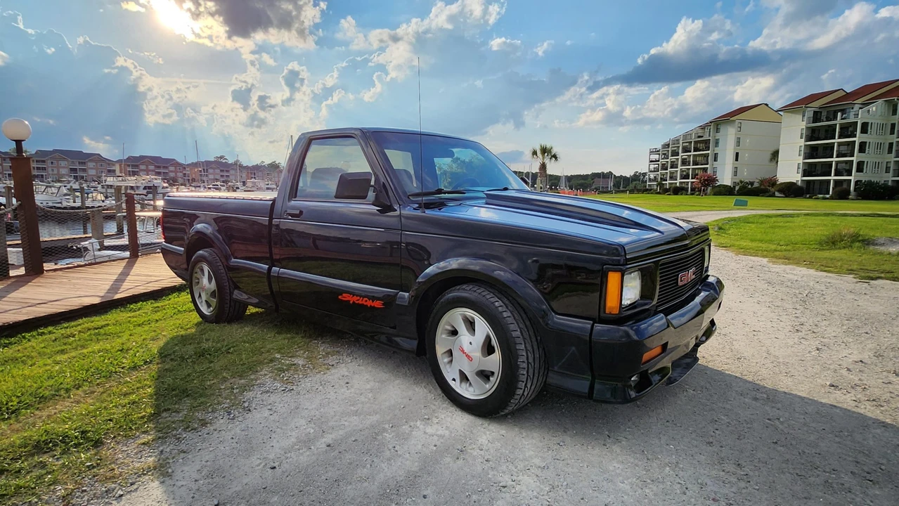 1991 GMC Syclone - Image 14 of 31