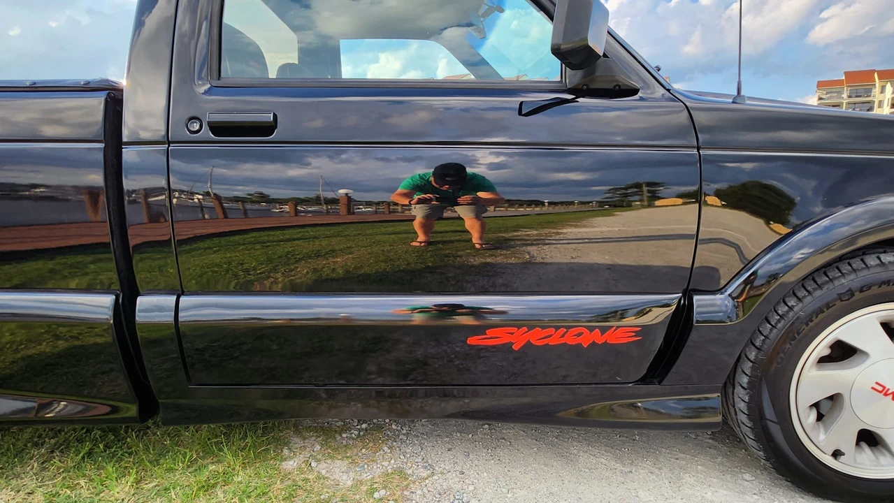 1991 GMC Syclone - Image 29 of 31
