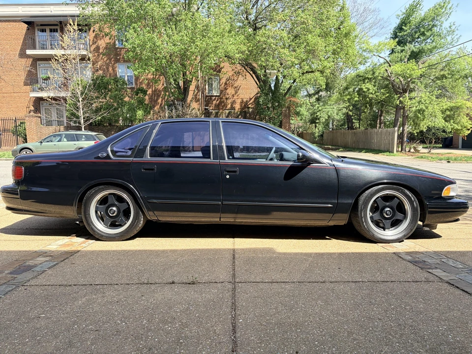 1995 Chevrolet Impala 7th Gen - Image 9 of 31