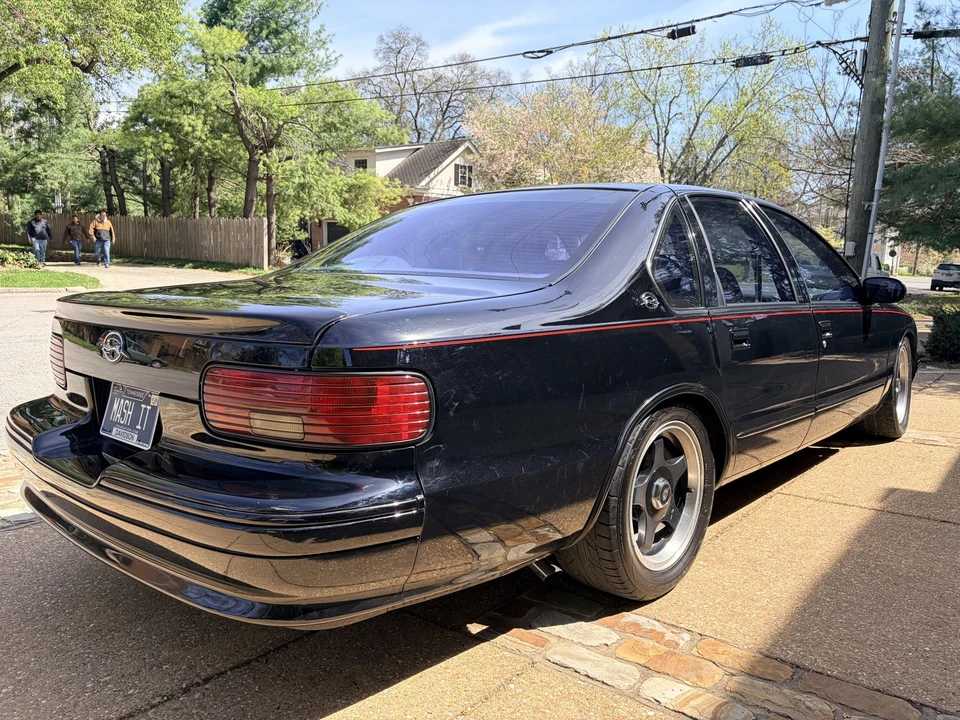 1995 Chevrolet Impala 7th Gen - Image 8 of 31