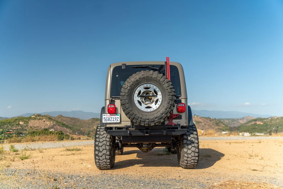 2004 Jeep TJ Wrangler - Image 9 of 31