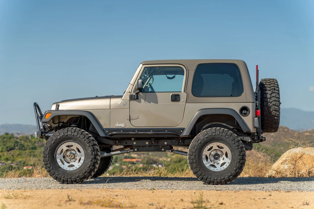 2004 Jeep TJ Wrangler - Image 5 of 31